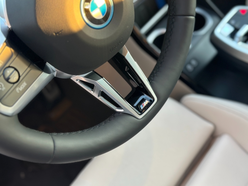 bmw ix1 eletrico xdrive30 m sport 2.0 4p automatico 2025