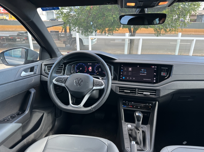volkswagen nivus 1.0 200 tsi total flex highline automatico 4p 2024