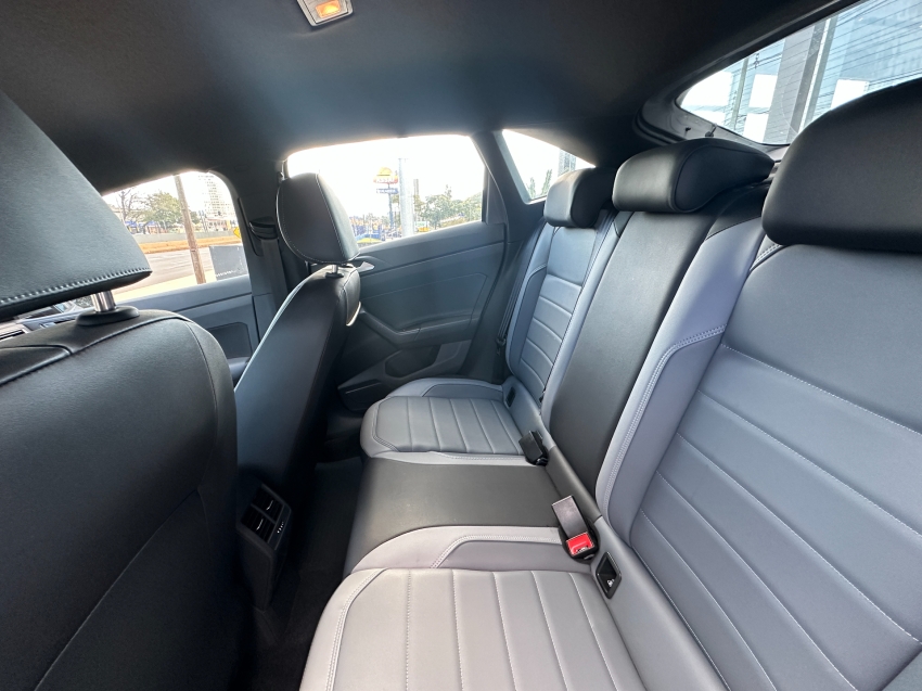 volkswagen nivus 1.0 200 tsi total flex highline automatico 4p 2024
