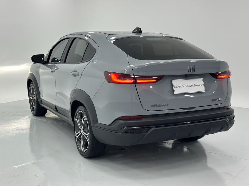 fiat fastback 1.3 turbo 270 flex limited edition at6 4p automatico 2024