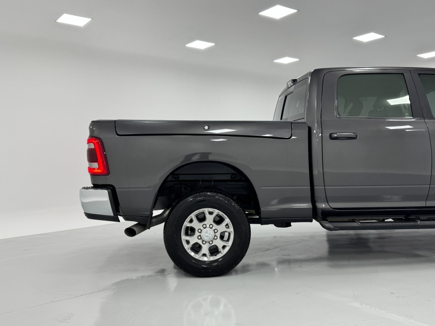 ram 2500 6.7 i6 turbo diesel laramie cd 4x4 automatico 4p 2024