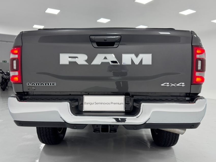 ram 2500 6.7 i6 turbo diesel laramie cd 4x4 automatico 4p 2024