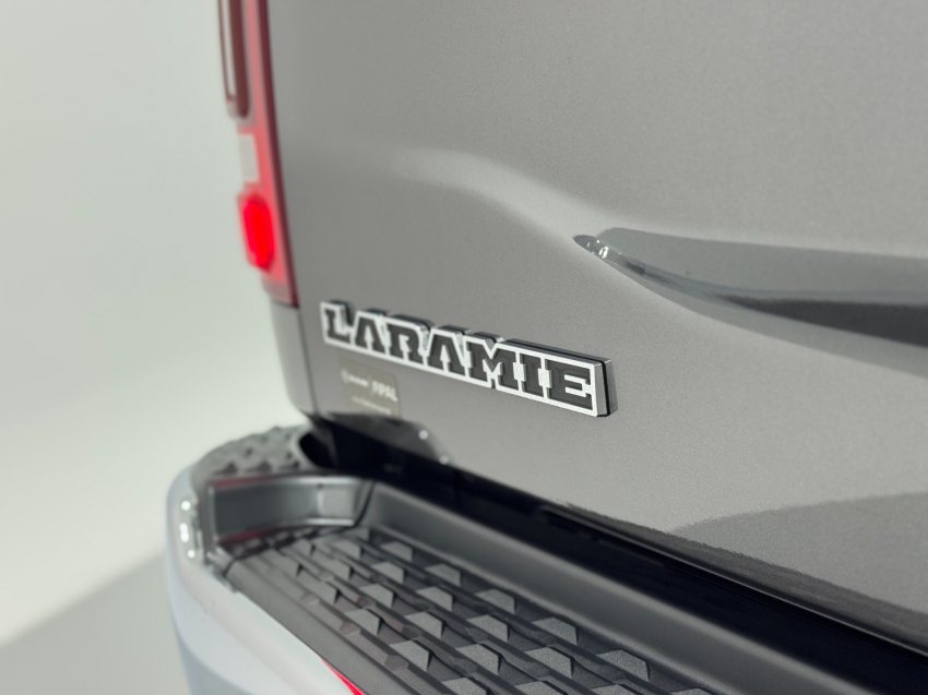 ram 2500 6.7 i6 turbo diesel laramie cd 4x4 automatico 4p 2024