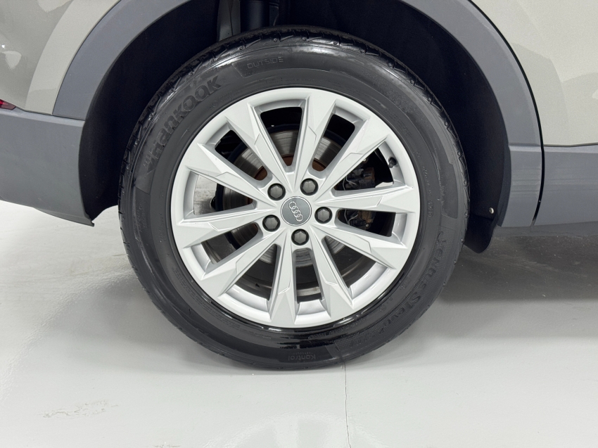 audi q3 1.4 35 tfsi gasolina prestige plus s tronic 4p automatico 2020