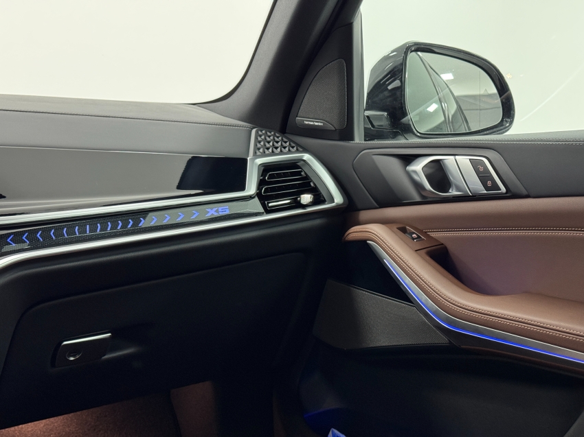 bmw x5 3.0 i6 turbo hibrido xdrive50e m sport automatico 4p 2024
