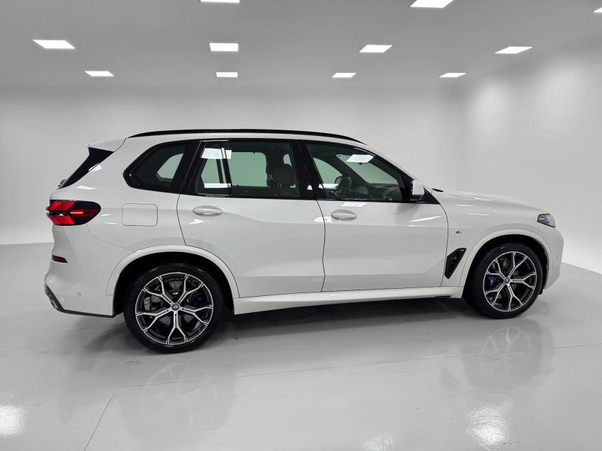 bmw x5 3.0 i6 turbo hibrido xdrive50e m sport automatico 4p 2024