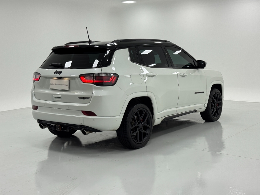 jeep compass 2.0 hurricane 4 turbo gasolina blackhawk at9 4p automatico 2025