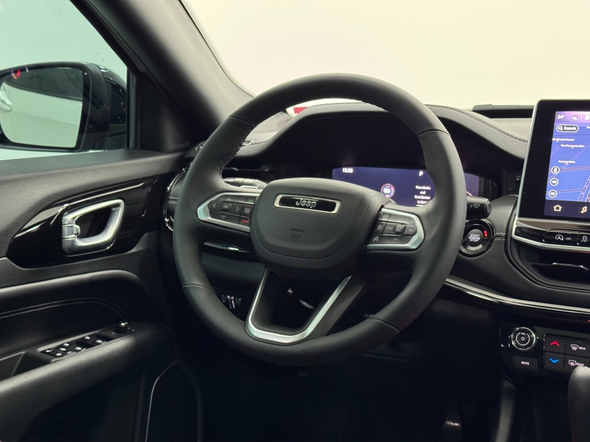 jeep compass 2.0 hurricane 4 turbo gasolina blackhawk at9 4p automatico 2025