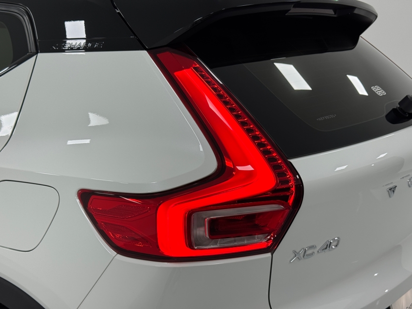 volvo xc40 p8 recharge electric bev pure awd 2.0 eletrico 4p automatico 2022