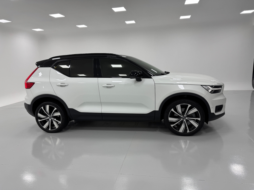 volvo xc40 p8 recharge electric bev pure awd 2.0 eletrico 4p automatico 2022