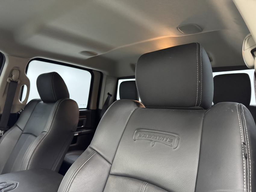ram 1500 5.7 v8 gasolina limited cd 4x4 automatico 4p 2023