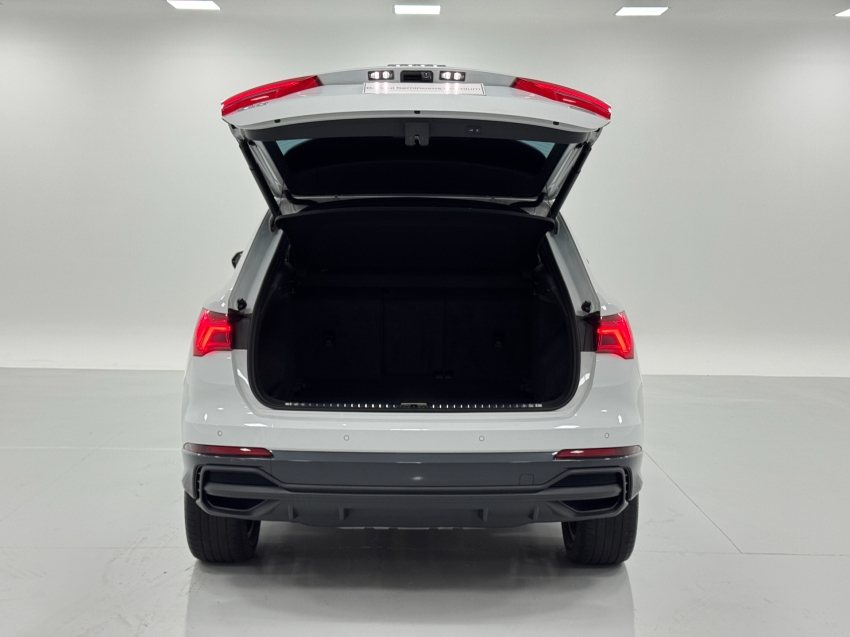 audi q3 2.0 40 tfsi gasolina performance black quattro tiptronic 4p automatico 2023