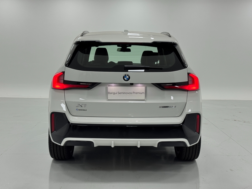bmw x1 2.0 16v turbo gasolina sdrive20i m sport steptronic 4p automatico 2025