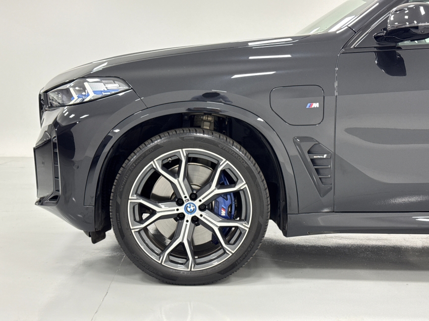bmw x5 3.0 i6 turbo hibrido xdrive50e m sport automatico 4p 2024