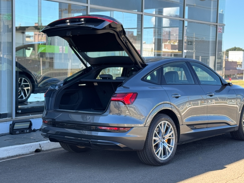 audi e-tron eletrico sportback performance black quattro 3.0 4p automatico 2020