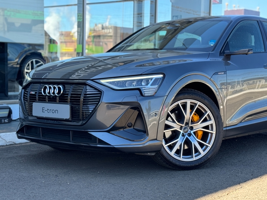 audi e-tron eletrico sportback performance black quattro 3.0 4p automatico 2020