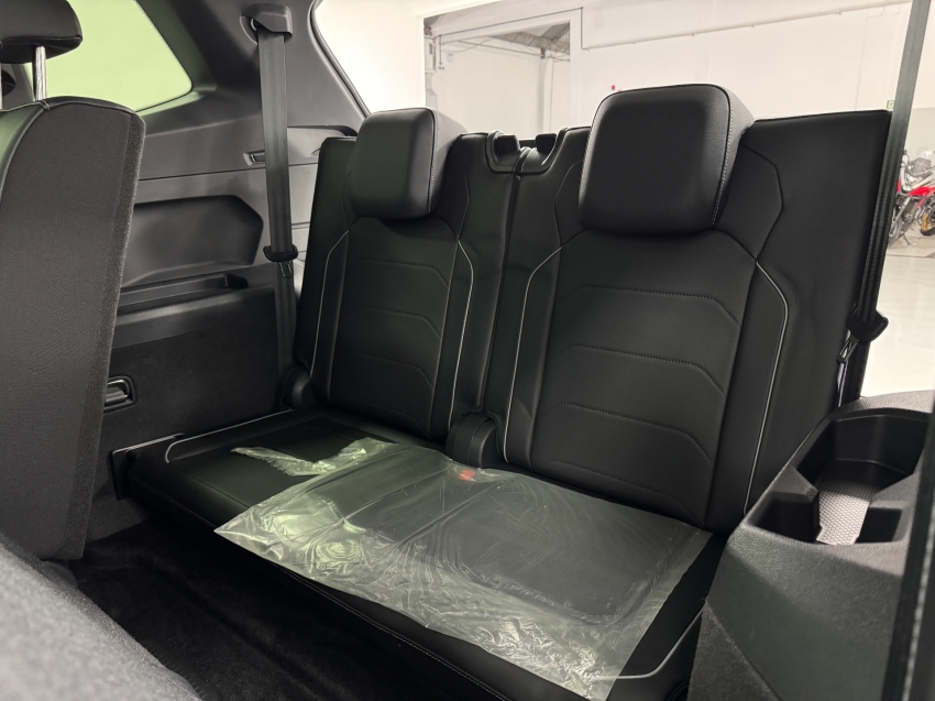 volkswagen tiguan 2.0 300 tsi gasolina allspace r-line automatico 4p 2024