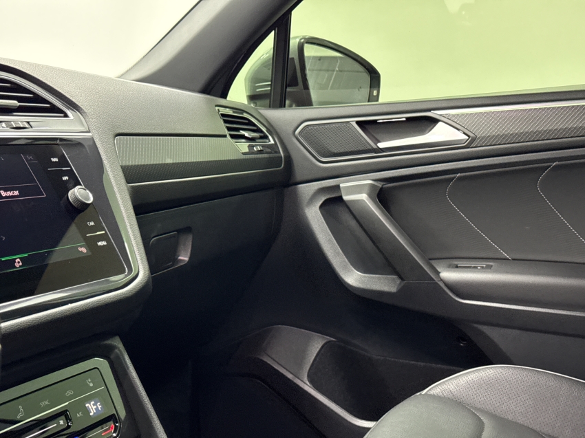 volkswagen tiguan 2.0 300 tsi gasolina allspace r-line automatico 4p 2024