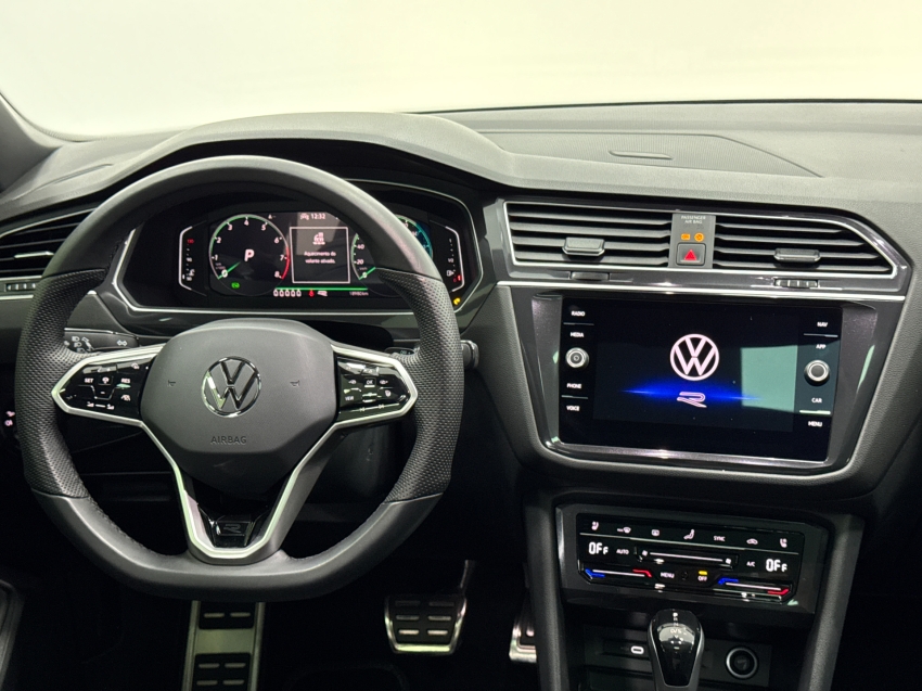 volkswagen tiguan 2.0 300 tsi gasolina allspace r-line automatico 4p 2024