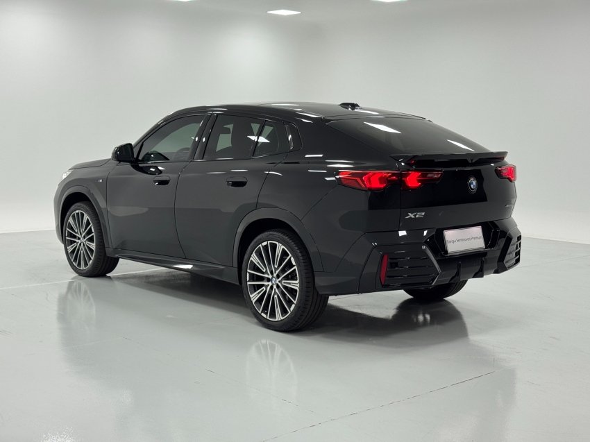 bmw x2 2.0 turbo gasolina xdrive20i m sport steptronic 4p automatico 2025