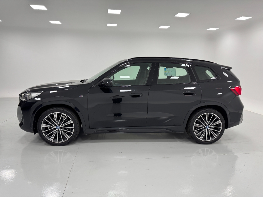 bmw ix1 eletrico xdrive30 m sport 2.0 4p automatico 2025