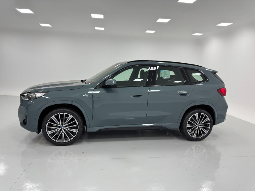 bmw x1 2.0 16v turbo gasolina sdrive20i m sport steptronic 4p automatico 2025