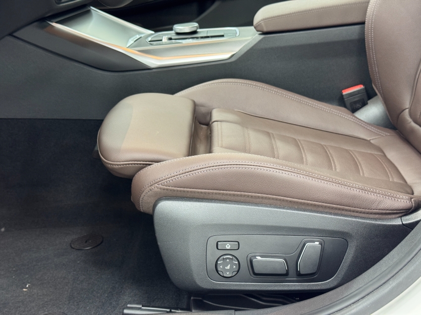 bmw 330e 2.0 16v turbo hibrido m sport automatico 4p 2025