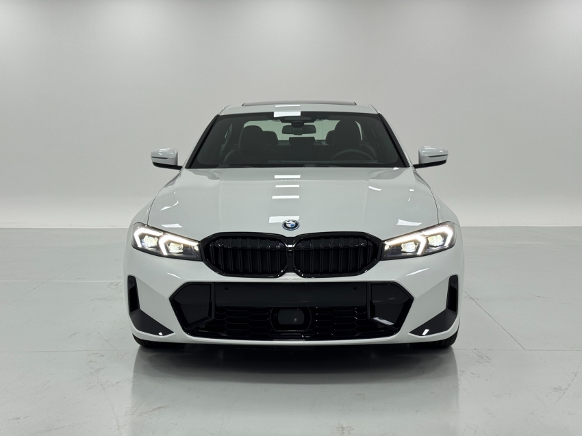 bmw 330e 2.0 16v turbo hibrido m sport automatico 4p 2025