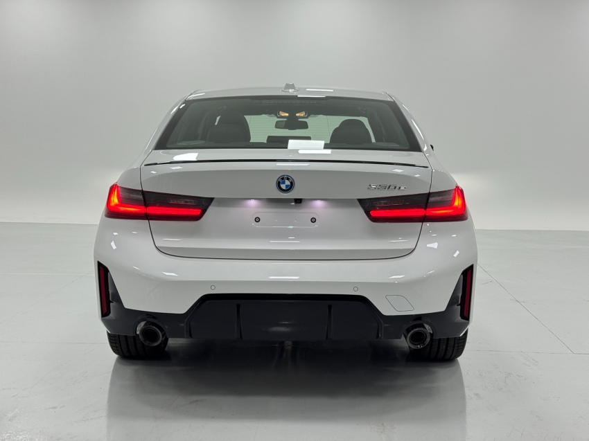bmw 330e 2.0 16v turbo hibrido m sport automatico 4p 2025