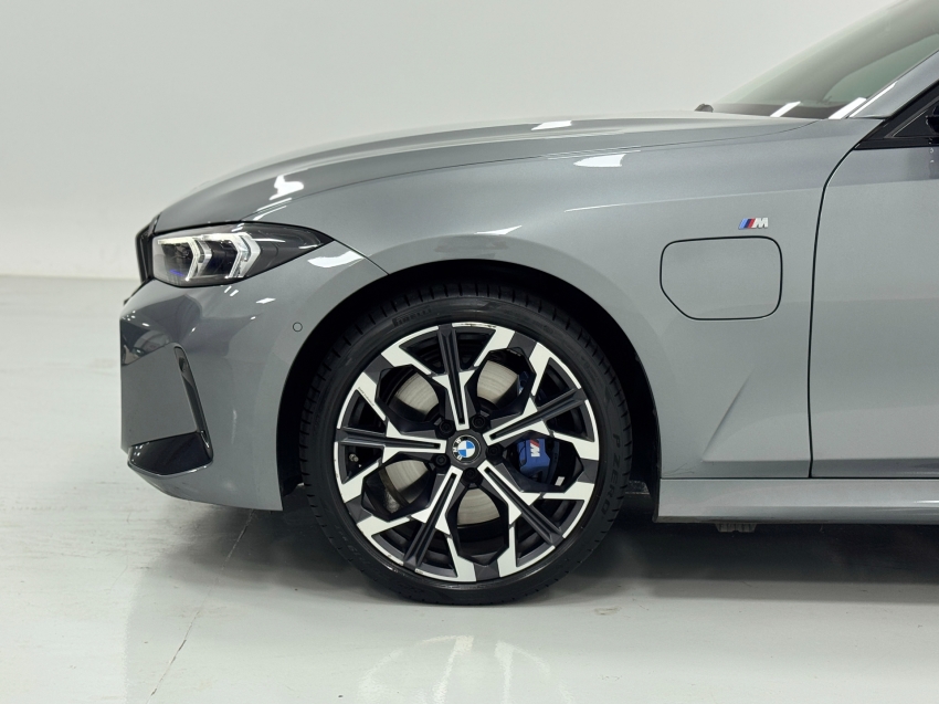 bmw 330e 2.0 16v turbo hibrido m sport automatico eletrico 4p 2025