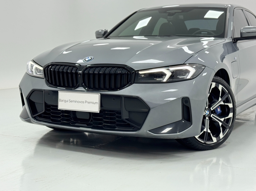 bmw 330e 2.0 16v turbo hibrido m sport automatico eletrico 4p 2025
