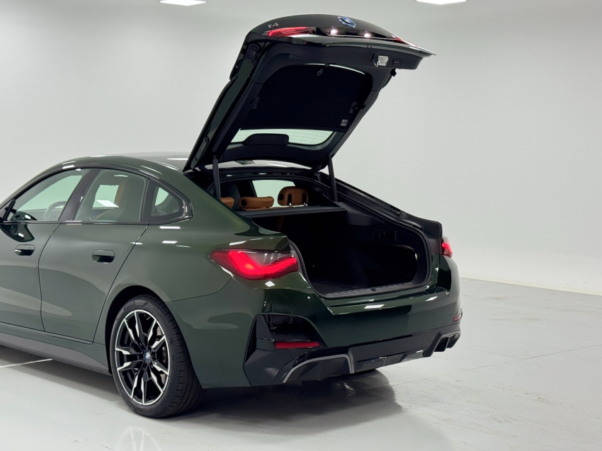 bmw i4 eletrico m50 3.0 4p automatico 2023