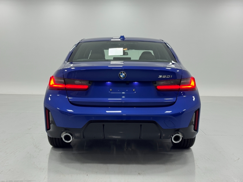 bmw 320i 2.0 16v turbo flex m sport automatico 4p 2026
