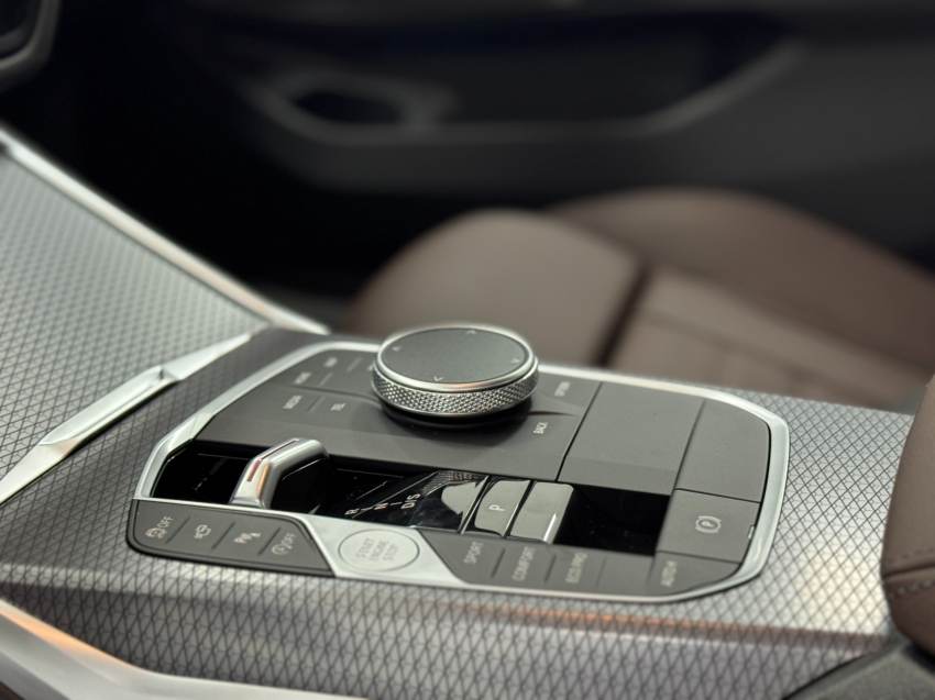 bmw 320i 2.0 16v turbo flex m sport automatico 4p 2026