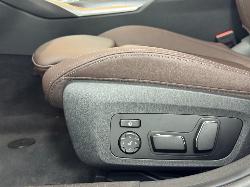 bmw 320i 2.0 16v turbo flex m sport automatico 4p 2026