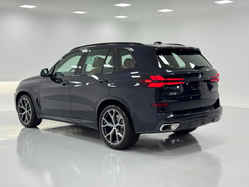 bmw x5 3.0 i6 turbo hibrido xdrive50e m sport automatico 4p 2025
