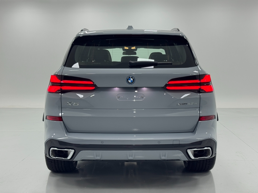 bmw x5 3.0 i6 turbo hibrido xdrive50e m sport automatico 4p 2025