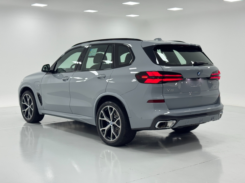 bmw x5 3.0 i6 turbo hibrido xdrive50e m sport automatico 4p 2025