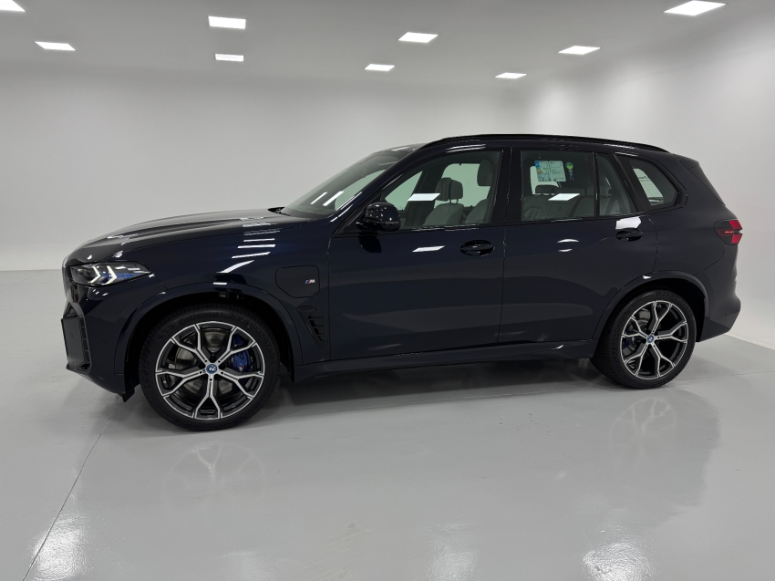 bmw x5 3.0 i6 turbo hibrido xdrive50e m sport automatico 4p 2025