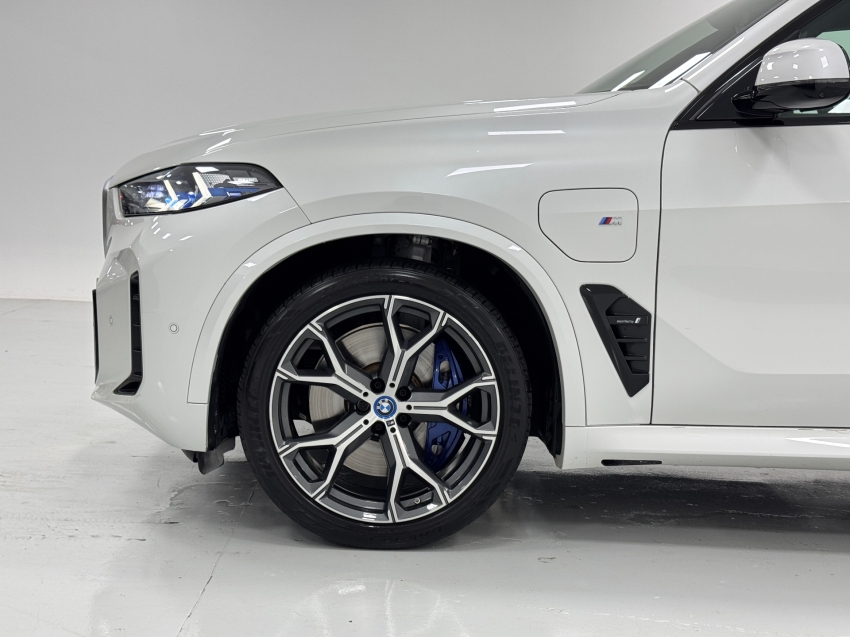 bmw x5 3.0 i6 turbo hibrido xdrive50e m sport automatico 4p 2024