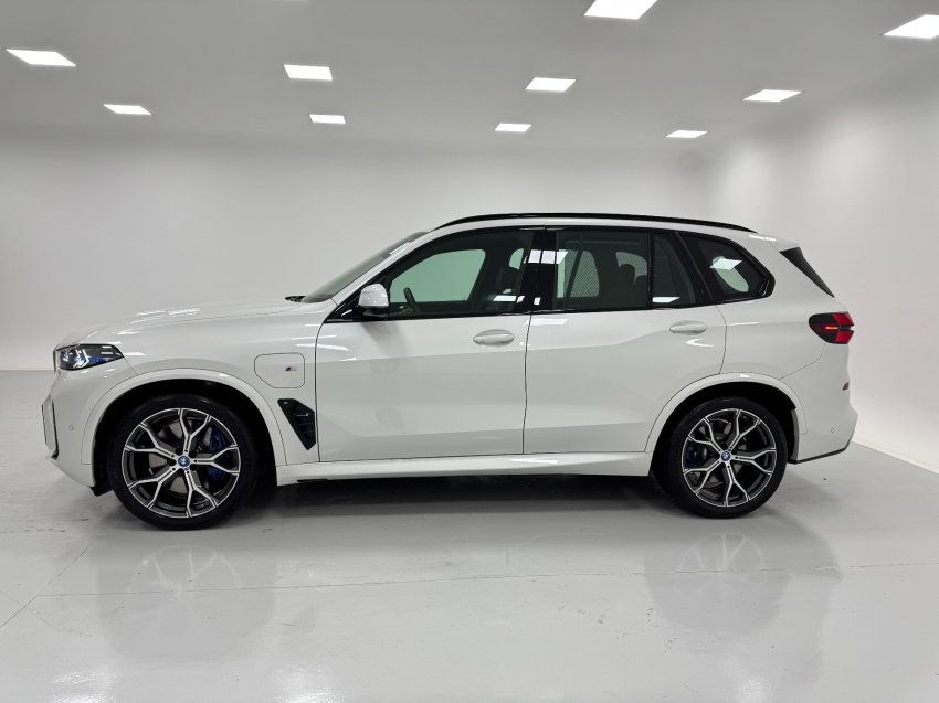 bmw x5 3.0 i6 turbo hibrido xdrive50e m sport automatico 4p 2024