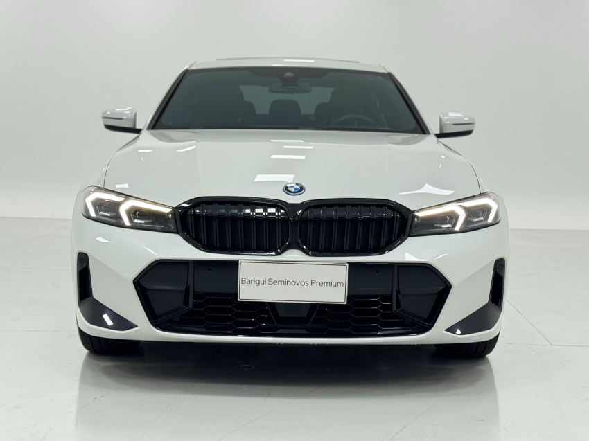bmw 330e 2.0 16v turbo hibrido m sport automatico 4p 2024