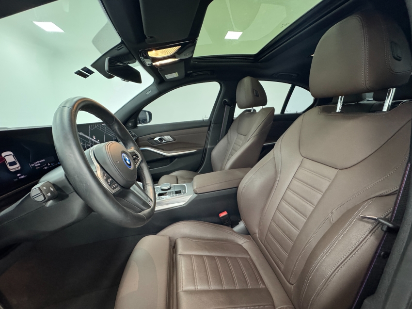 bmw 330e 2.0 16v turbo hibrido m sport automatico 4p 2024
