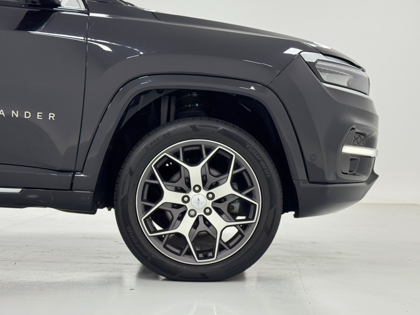 jeep commander 2.0 td380 turbo diesel overland at9 4p automatico 2022