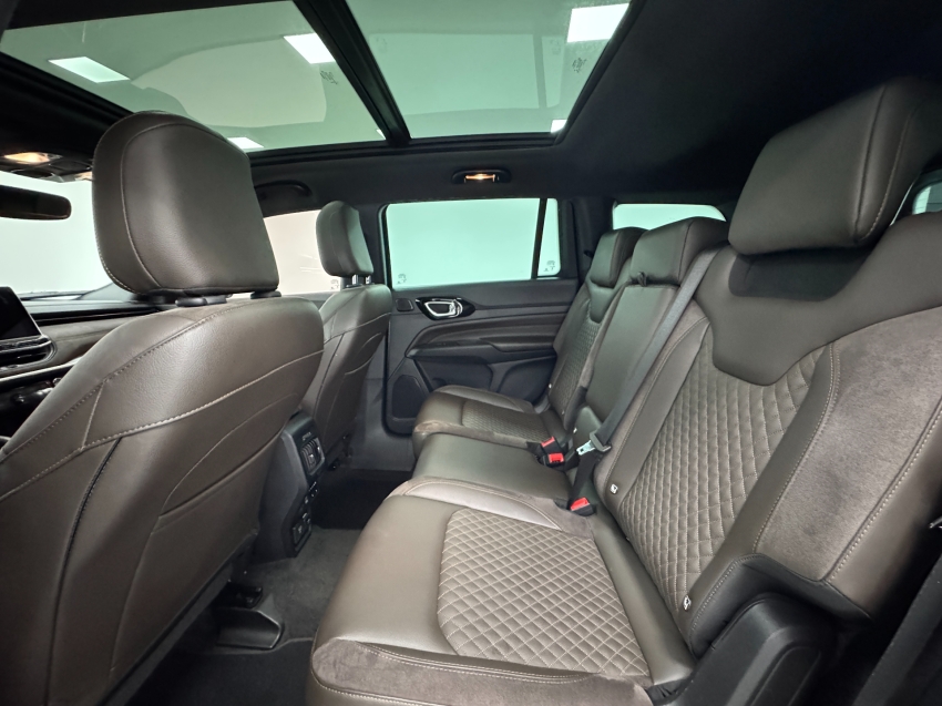 jeep commander 2.0 td380 turbo diesel overland at9 4p automatico 2022