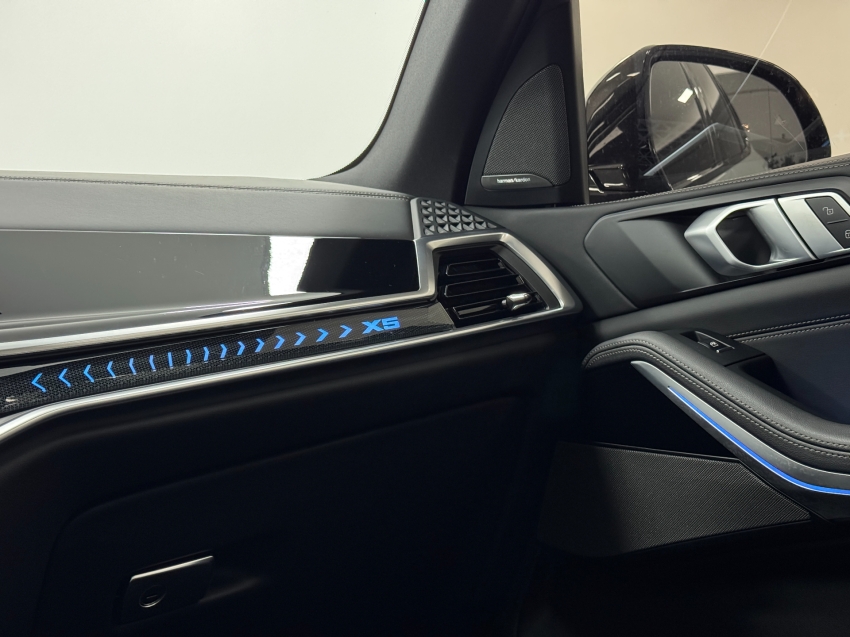 bmw x5 3.0 i6 turbo hibrido xdrive50e m sport automatico gasolina 4p 2024