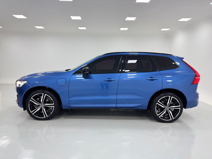 volvo xc60 2.0 t8 hybrid r-design awd geartronic hibrido 4p automatico 2020