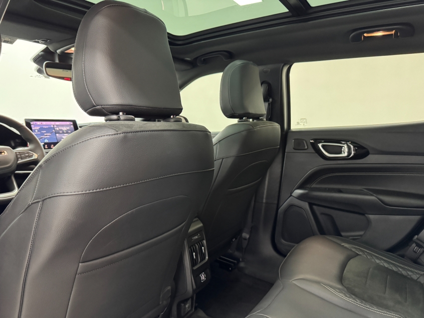 jeep compass 2.0 hurricane 4 turbo gasolina overland at9 4p automatico 2025