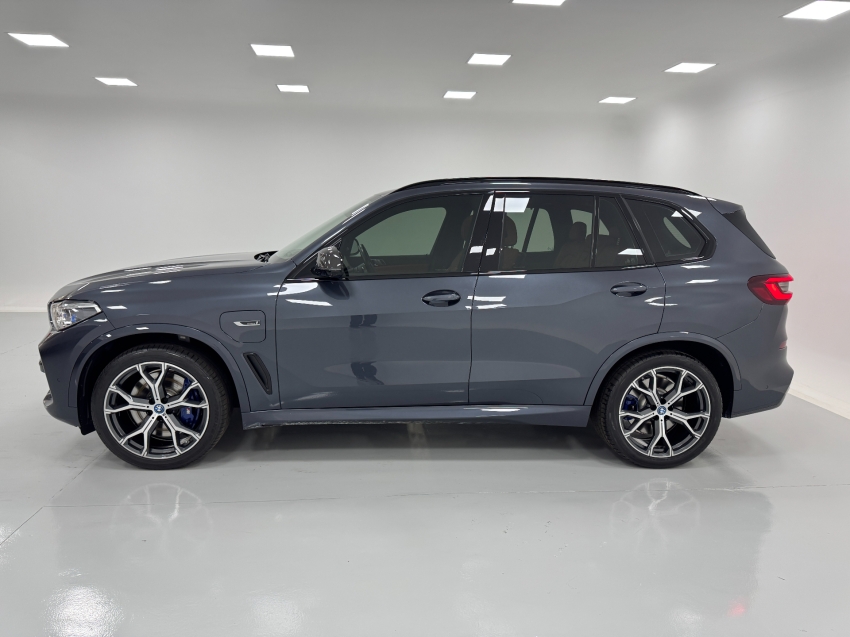 bmw x5 3.0 i6 turbo hibrido xdrive45e m sport automatico 4p 2022