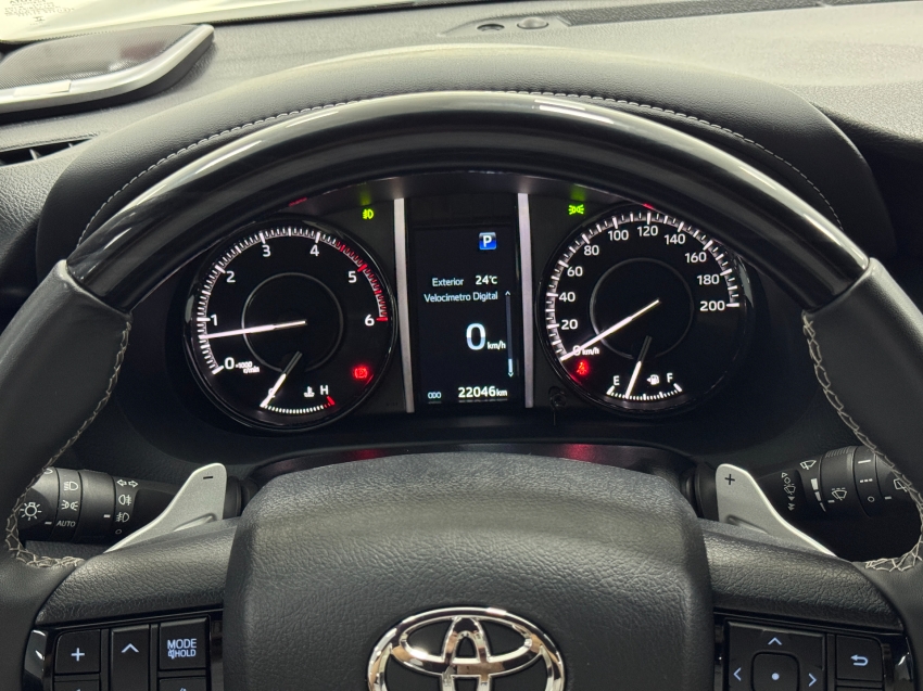 toyota hilux sw4 2.8 d-4d turbo diesel diamond 7l 4x4 automatico 4p 2024